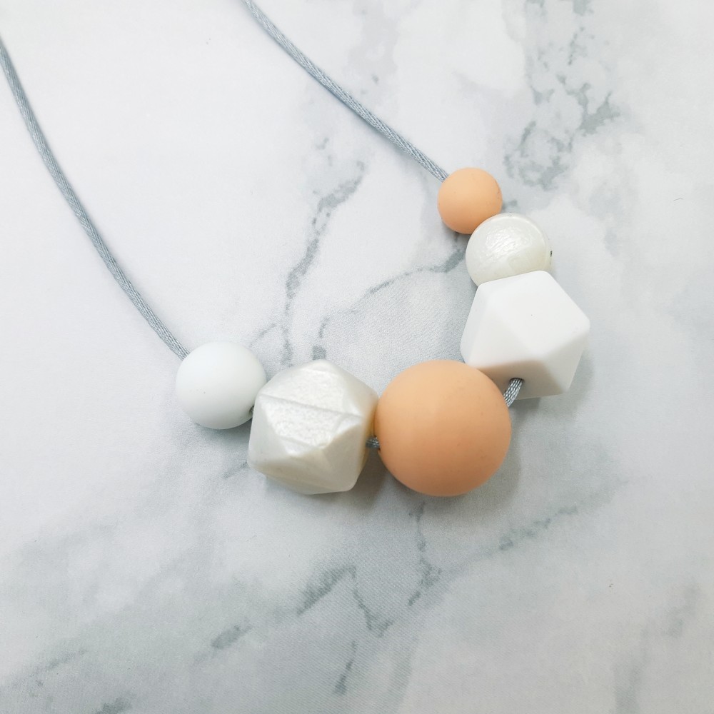 Imetyskoru - Shiny peach 